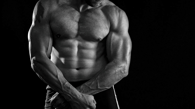 sustanon-250-body-muscular-man